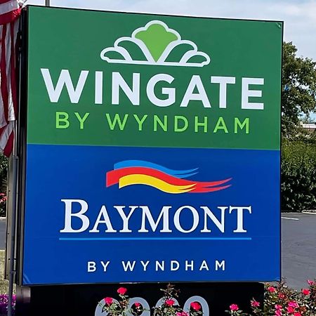 Wingate By Wyndham Dayton North Hotel Kültér fotó